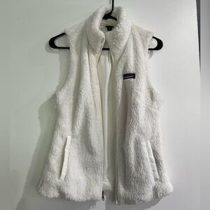 Patagonia Los Gatos Fleece Vest in Cream White size Medium Never Worn